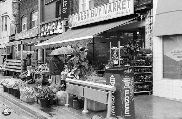 Fresh Buy Market, Midtown Toronto