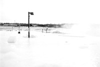 Braving the Elements, Terrapin Point Lamps, Niagara Falls in Winter. Vintage 35mm Asahi Pentax Spotmatic F, Ultrafine Xtreme UFX400 black and white negative film, Rollei Supergrain developer.