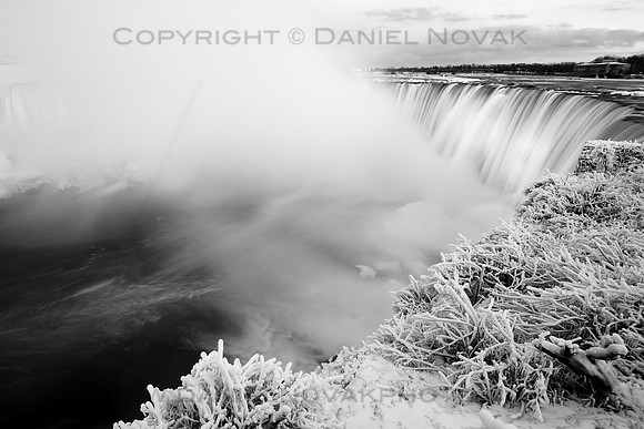 Frosty Horseshoe Falls of NIagara Falls, Ontario, Canada and New York State (NY), United States (USA).