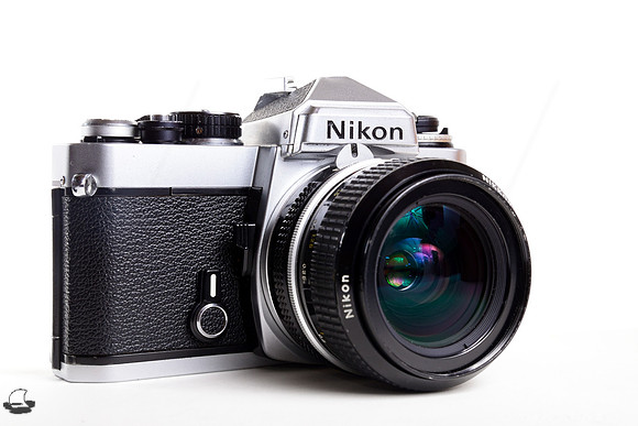 Nikon FE