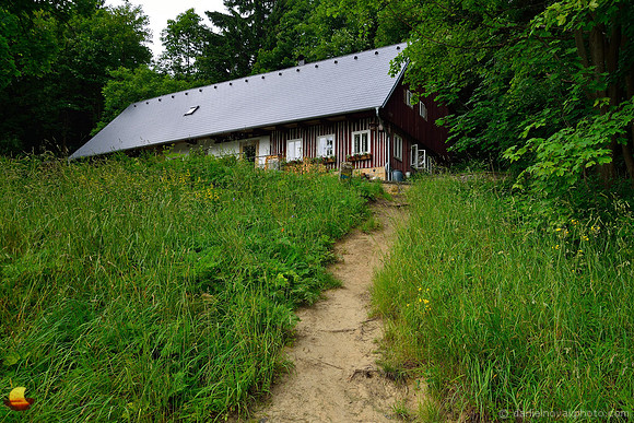 Traditional Czech Cottage, Jirásek Rocks