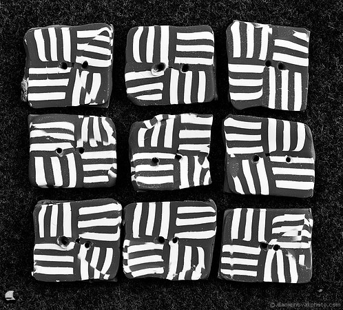 Button Pattern in Black & White