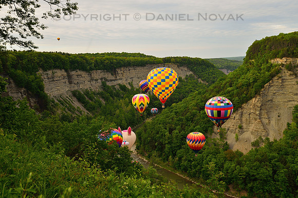 Balloon Crowd at the Gorge at the 17th annual Red, White, and Blue Hot Air Balloon Festival in Letchworth State Park, 2018