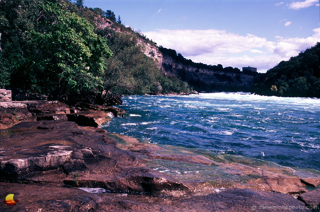 Rocky River Bank, Lower Niagara Rapids