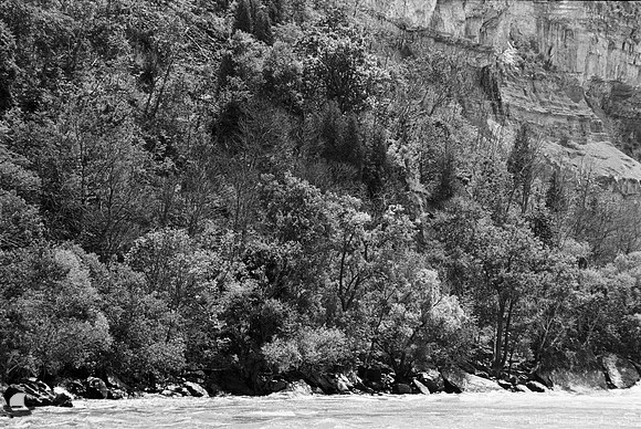Lower Niagara Rapids - The Cliffs