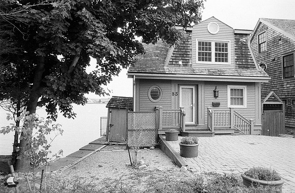 Riverside House, Niagara-on-the-Lake