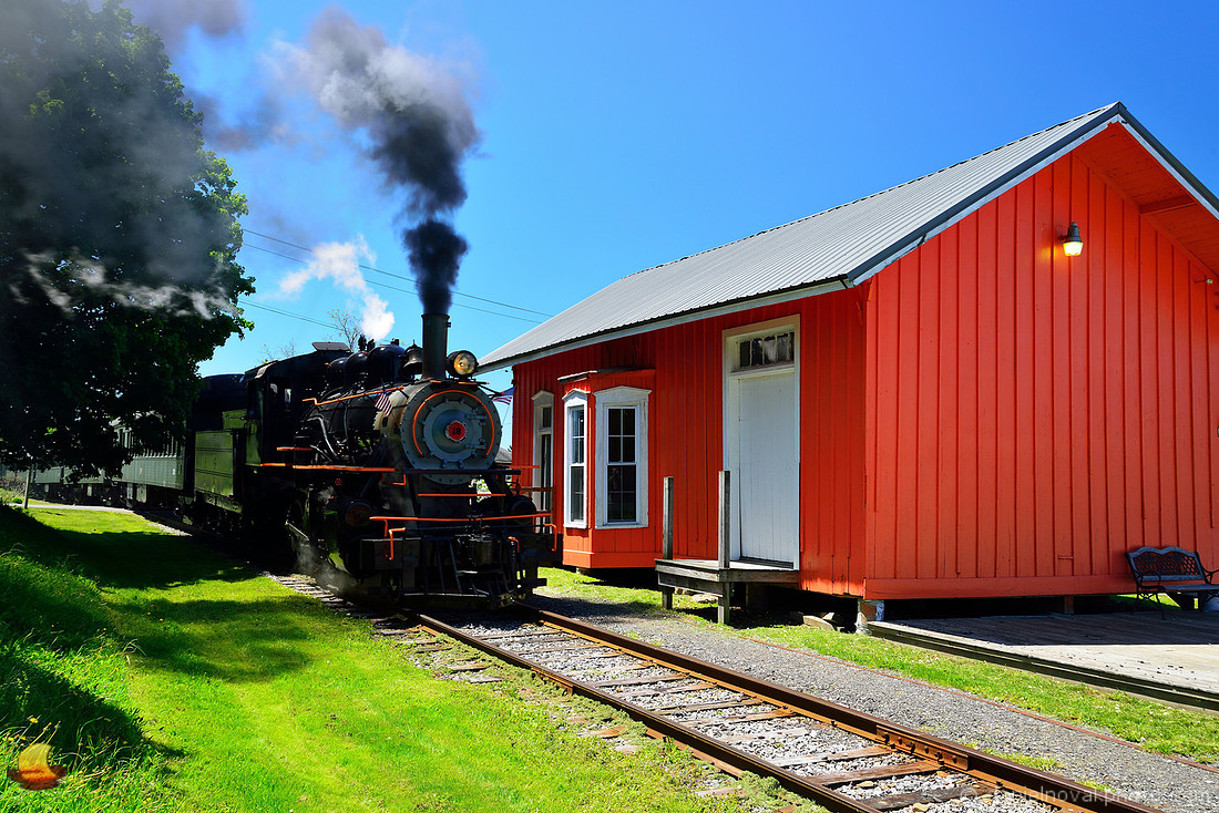 No. 18 Steam Locomotive Arriving in Curriers Depot, Arcade & Attica Railroad